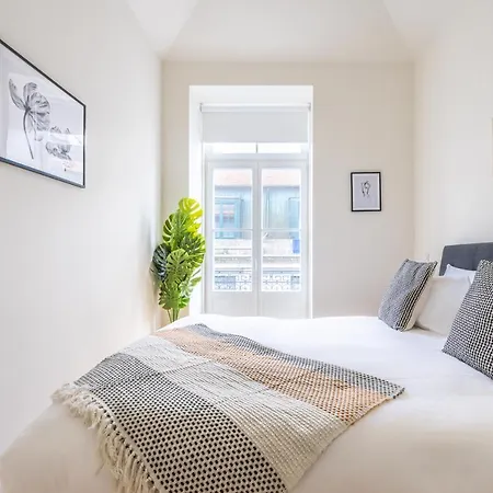 Aliados Luxurious Oporto