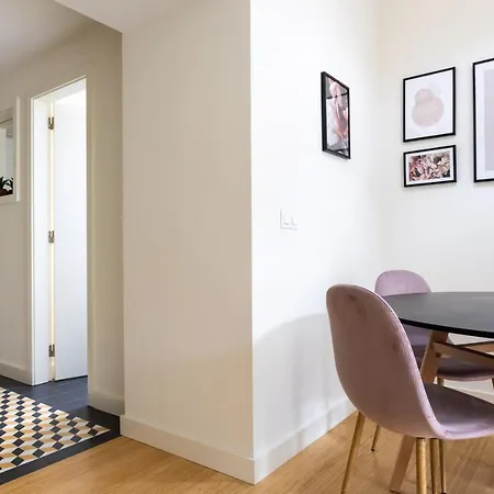 Aliados Luxurious Apartment Porto
