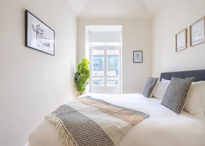 Aliados Luxurious Porto