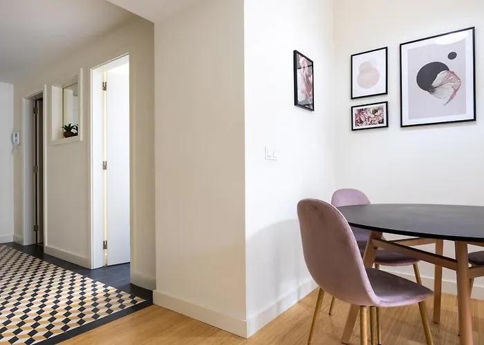 Aliados Luxurious Apartment Porto